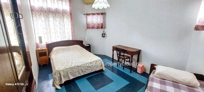 Spacious 4  Bed Room, Home in Beau Bassin - with Lush Garden Oasis