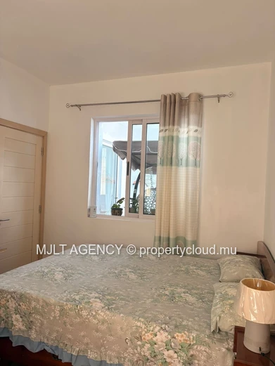 Two-storey house for sale, perfect for two families with independent living spaces