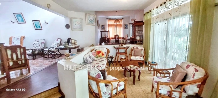 Spacious 4  Bed Room, Home in Beau Bassin - with Lush Garden Oasis